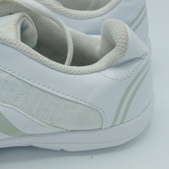 Women Girls White Grey Adidas Triple Cheer Sneakers Size 9 Model #111089250 - Picture 6 of 16